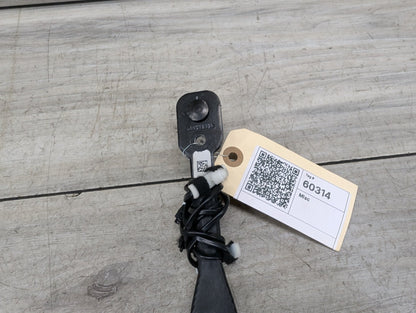 OEM BMW F90 G11 G12 G30 530 540 M550 750 M5 Front Left or Right Seatbelt Buckle