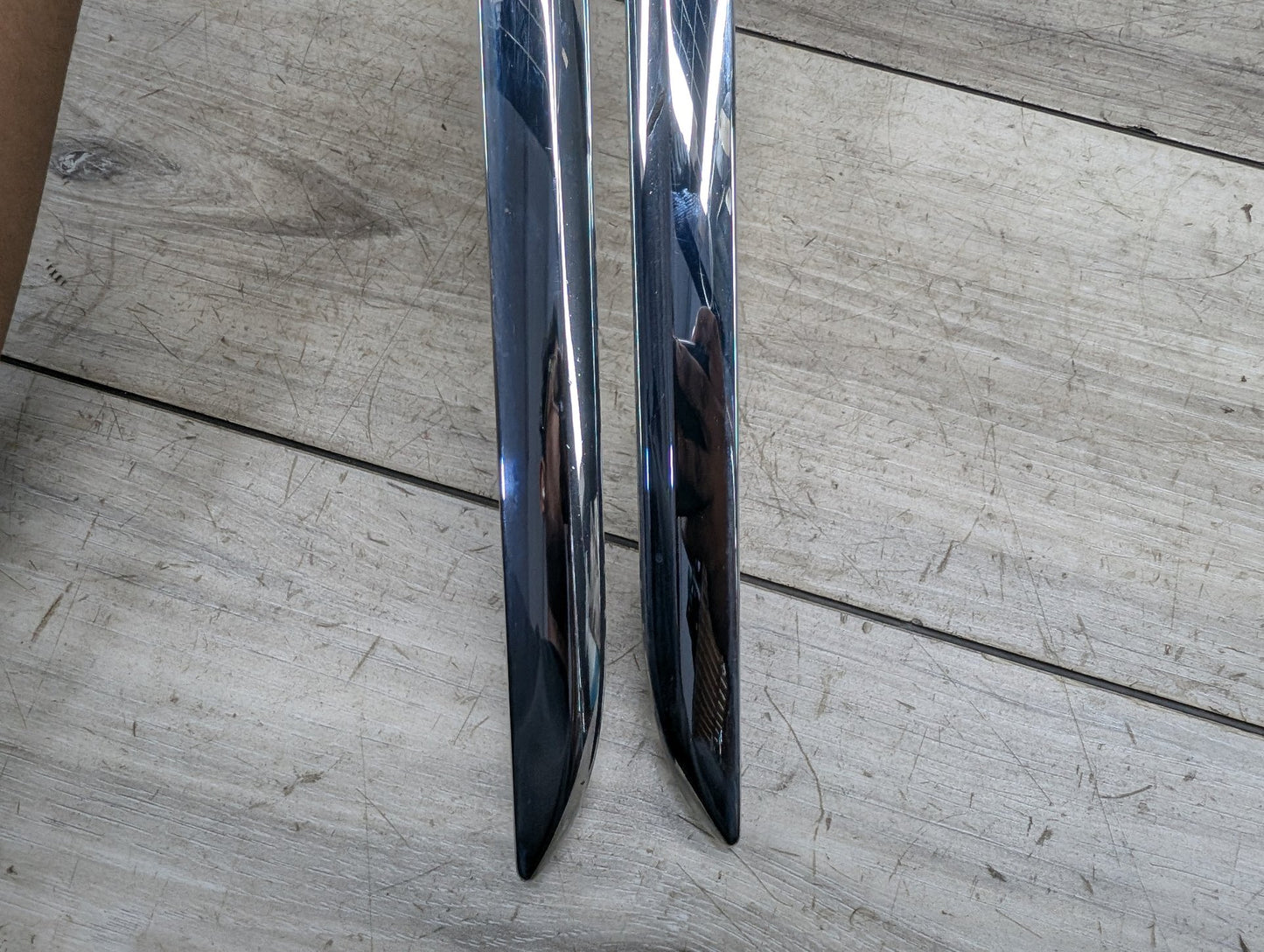 16-19 OEM BMW G12 740 750 Front Bumper Cover Lower Chrome Molding Trim SET