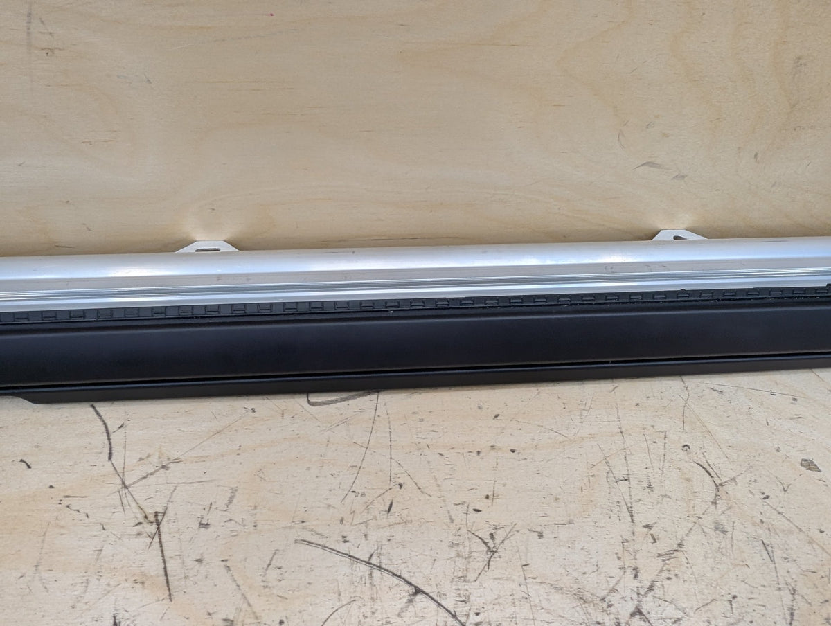 2010-2017 BMW 535i GT xDrive F07 Rear Right Passenger Door Window Glass Roller Sunshade Blind 9156528 OEM