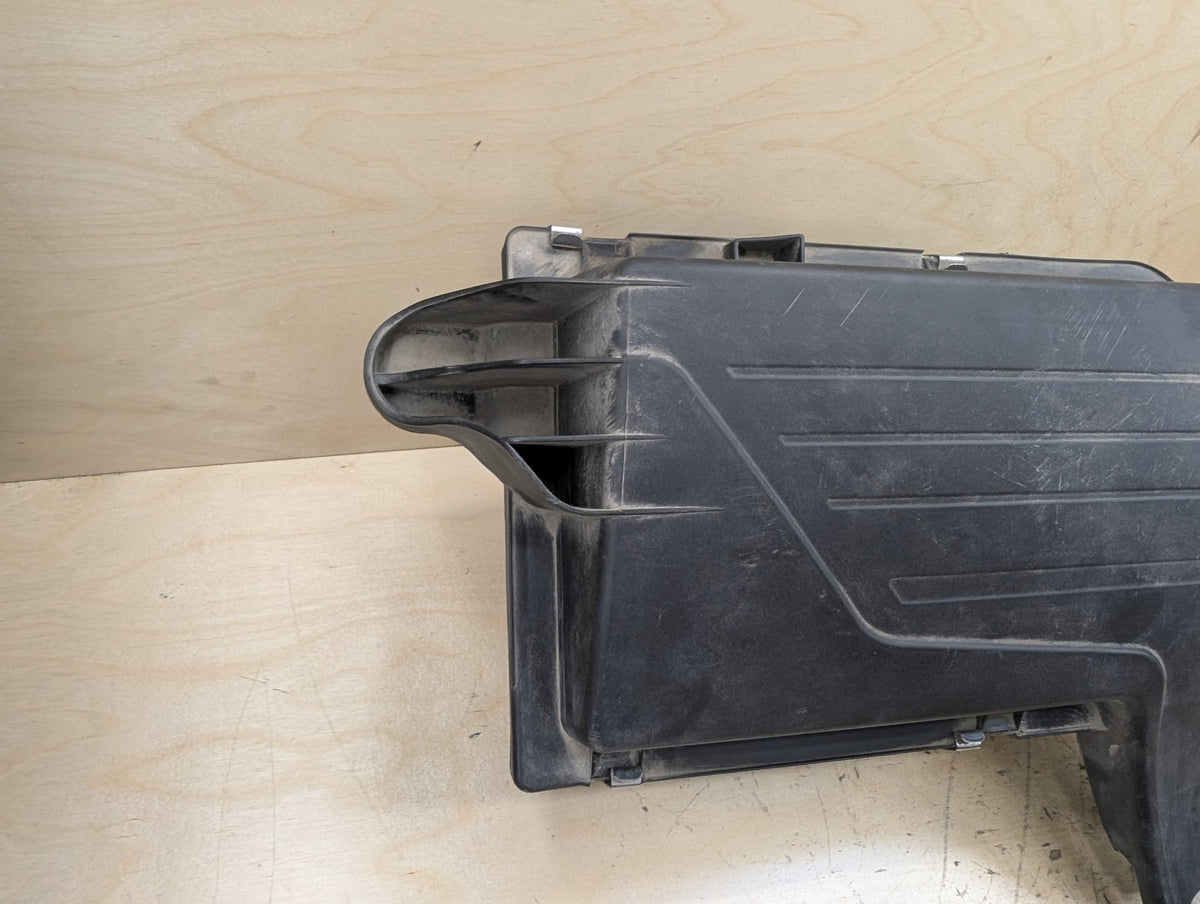 2012-2018 BMW F22 F30 F34 F36 N20 Engine Air Filter Housing Box Assembly 7597589