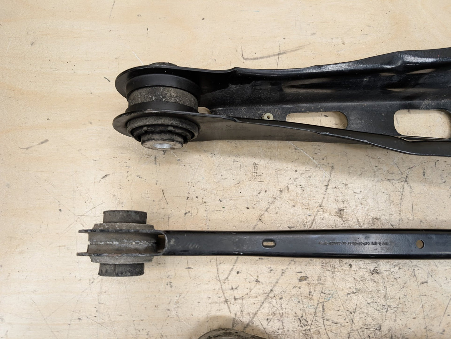 2018-2024 BMW X3 G01 Rear Right Passenger Control Arms SET 6871020