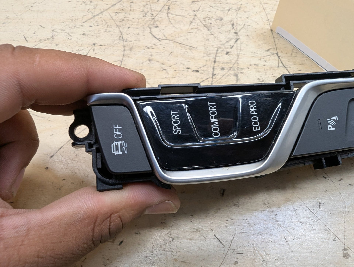 2018-2024 BMW X3 G01 Drive Logic Switch Button 6993947