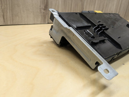 2009-2011 Mercedes-Benz SLK-Class R171 Rear Power Distribution Fuse Box OEM