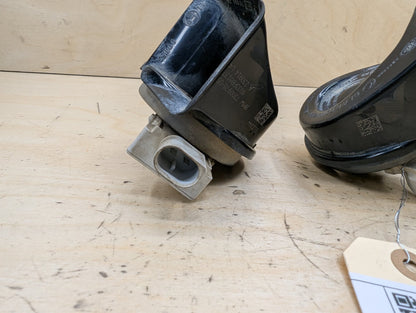 2012-2018 BMW 335i F30 Alarm Horns SET 7300976