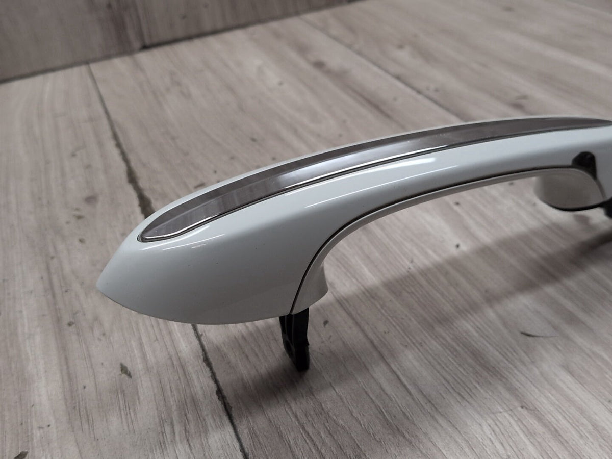 OEM BMW F90 G30 540 M550 Front Rear Right Passenger Door Handle COMFORT White