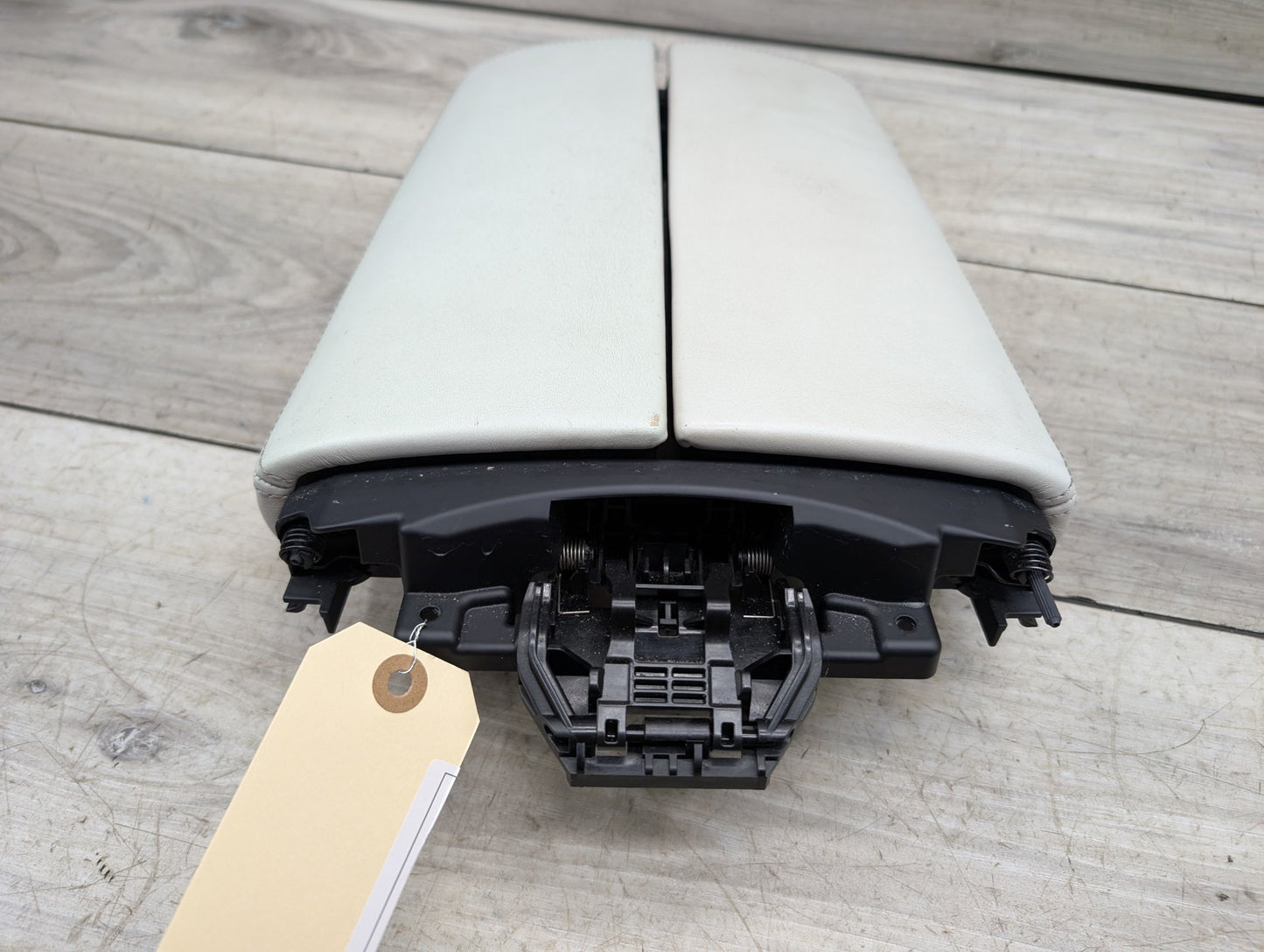 16-22 OEM BMW G12 740 750 M760 Center Arm Rest Armrest Tray Console Beige