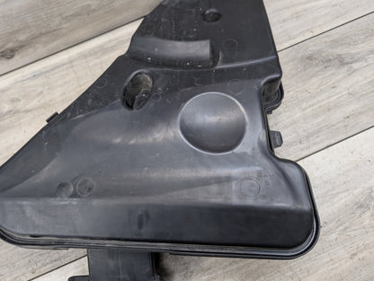 OEM BMW G12 G30 540 M550 750 M760 Windshield Wiper Washer Reservoir Tank Pump