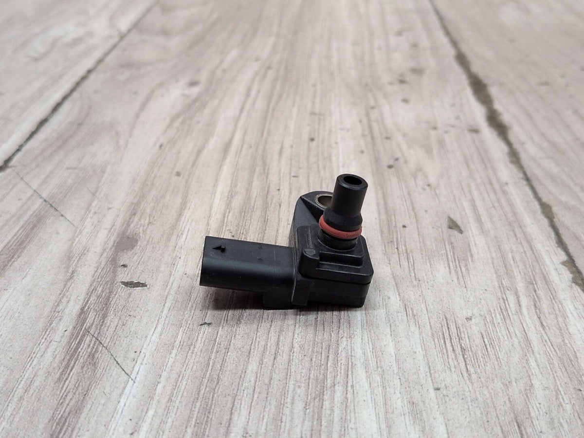 2019-2026 BMW M340i G20 Manifold Absolute Pressure (MAP) Sensor 8637900 OEM