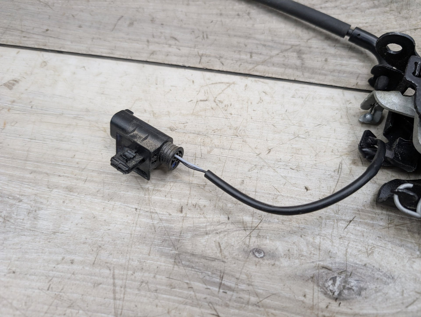 2019-2026 BMW X5 G05 Lower Liftgate Tailgate Lock Latch Actuator 7485957