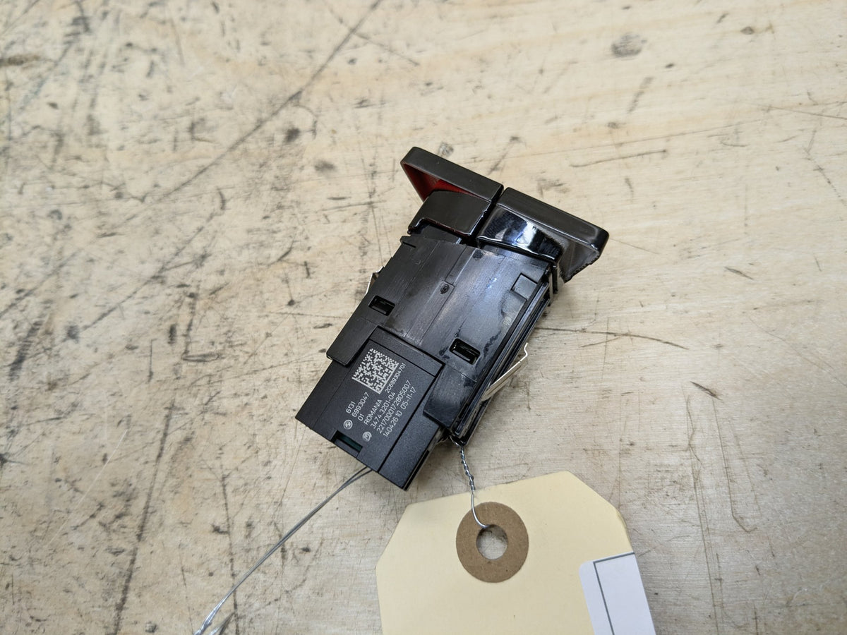 2018-2023 BMW M550i G30 Hazard Warning Switch 6993047 OEM