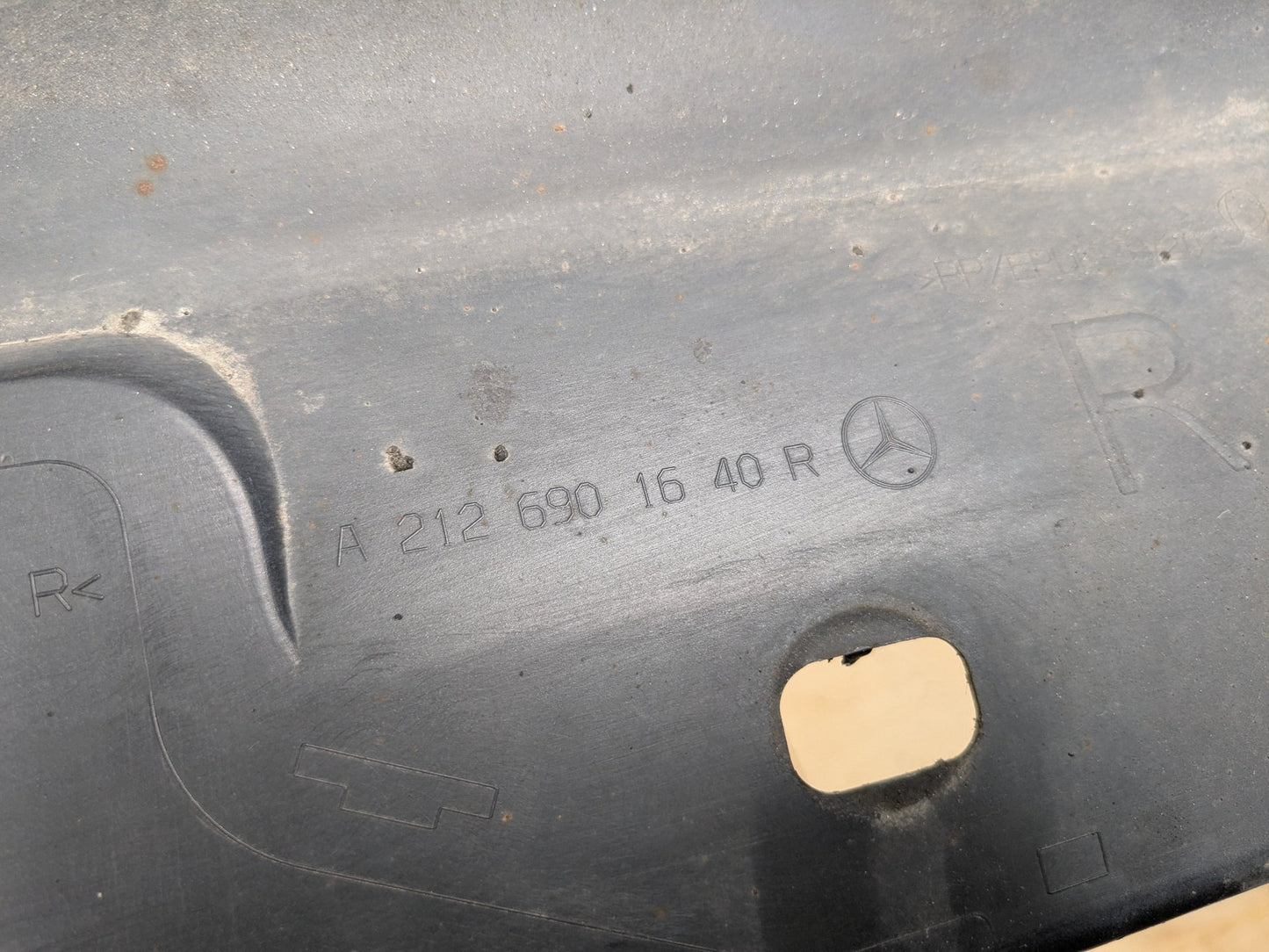 2009-2012 Mercedes-Benz E550 W212 Right Passenger Side Skirt Rocker Panel