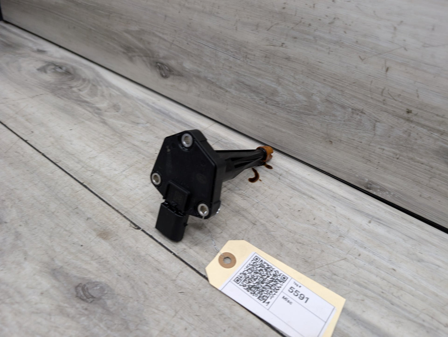 2012-2018 BMW 340i F30 Engine Pan Oil Level Leveling Sensor 8638755