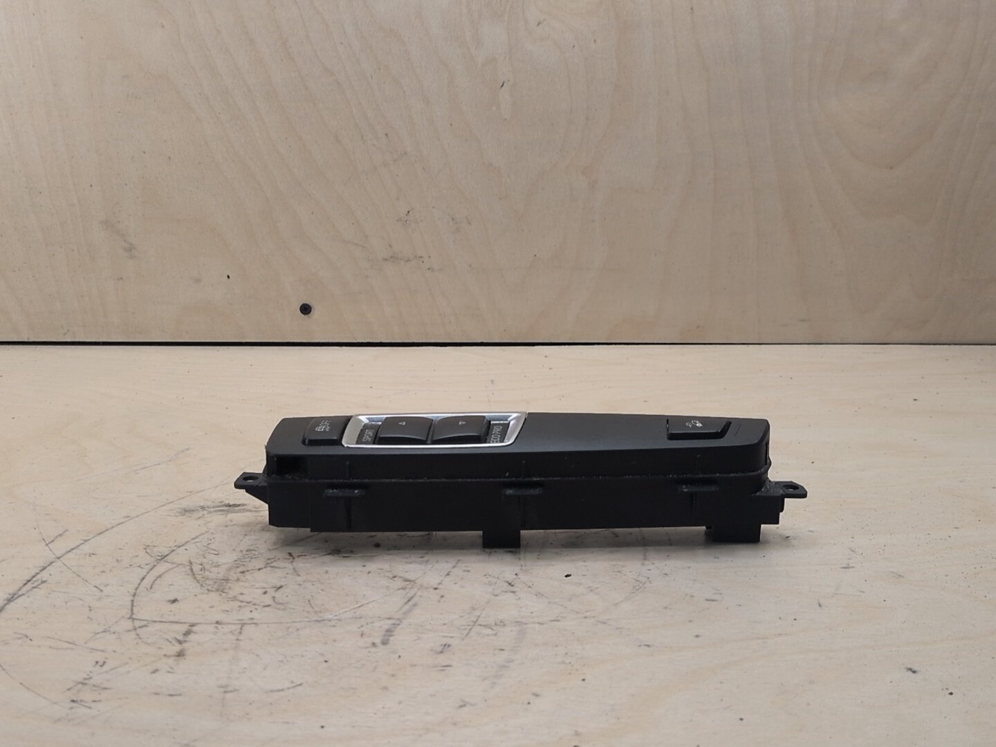 2011-2016 BMW X3 F25 Drive Logic Switch Button 9240294
