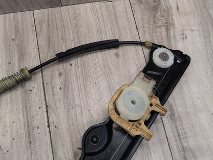2012-2018 BMW M6 F06 Front Left Driver Door Window Glass Regulator w/ Motor 7275397