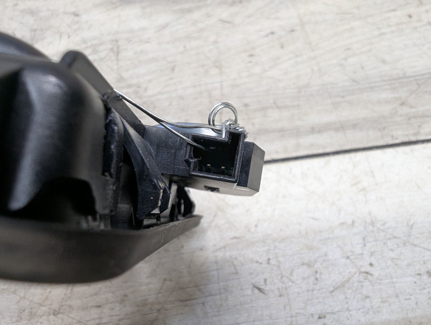 2021-2026 BMW 430i G22 Liftgate Trunk Lid Release Handle Switch 8492533