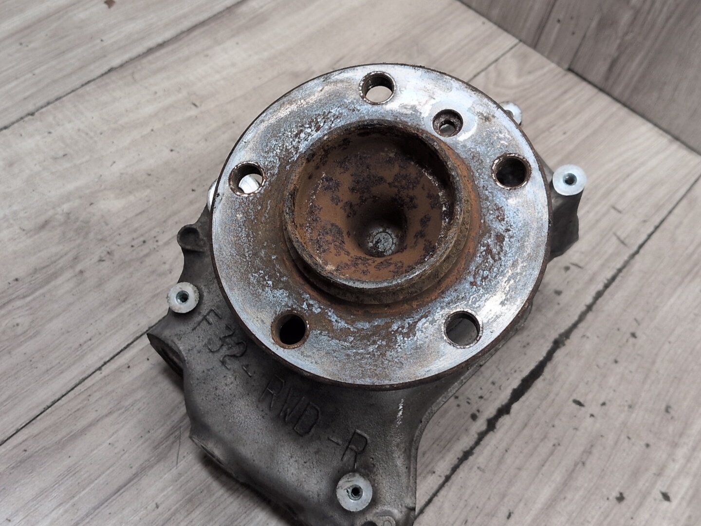 OEM BMW F32 F33 F36 RWD Front Right Passenger Spindle Carrier Knuckle Bearing