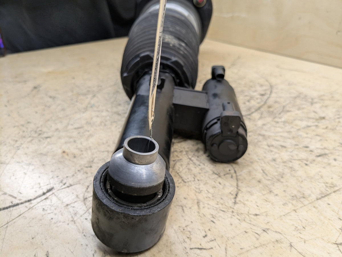 16-22 OEM BMW G11 G12 740 750 B7 REAR Left Driver Air Suspension Shock Strut