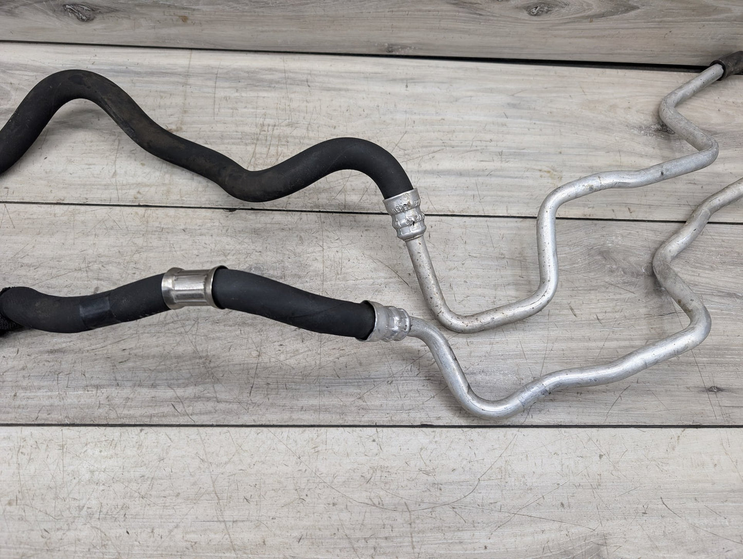 2015 - 2019 BMW X6 F86 Engine Oil Cooler Hose Pipe Lines 7627753 S63B44T2