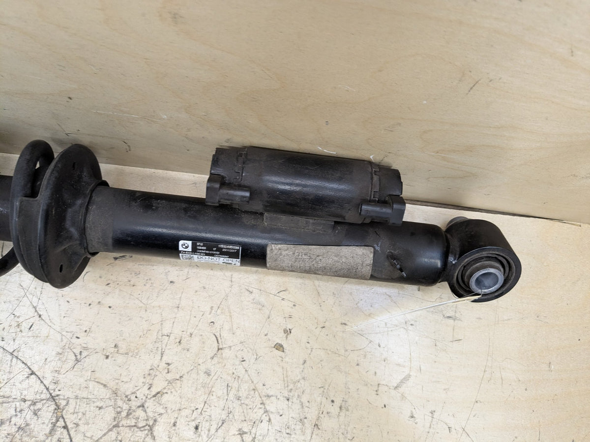 17-23 OEM BMW G30 M550 Rear Right Passenger Side Spring Strut Shock Absorber VDC