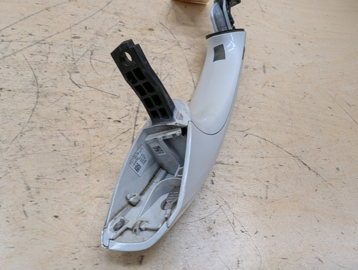 2016-2022 BMW 750i G12 Front Left Driver Exterior Door Handle w/ Comfort Access 7411053