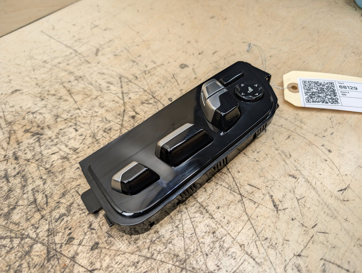 OEM BMW F90 G11 G12 G30 G32 M5 Front Left Driver Seat Adjustment Control Switch