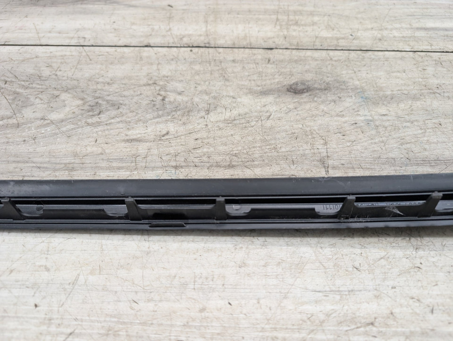 2018 - 2024 BMW X3 G01 Left Driver Side Windshield Drip Molding Trim 7399031 B46B20O1