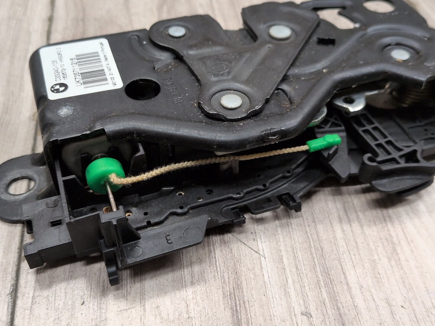 2018-2024 BMW X3 G01 Lower Liftgate Tailgate Lock Latch Actuator 7357112