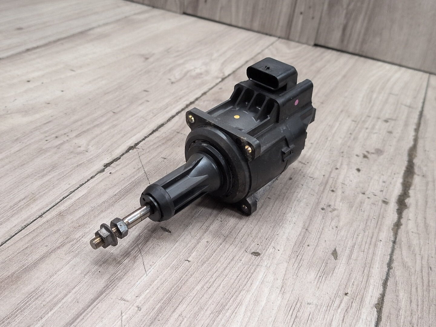 2016-2022 BMW G12 750i Turbo Charger Wastegate Actuator 8680616