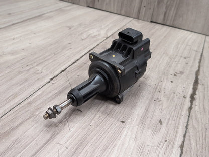 2016-2022 BMW G12 750i Turbo Charger Wastegate Actuator 8680616