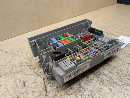 2007-2013 BMW 335i E92 Front Power Distribution Fuse Box 6906622 OEM