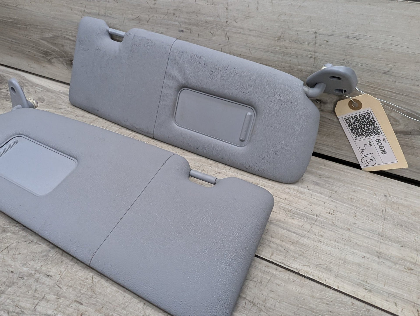 2008-2013 BMW 128i E82 Front Left Right Sun Visor SET 2996644