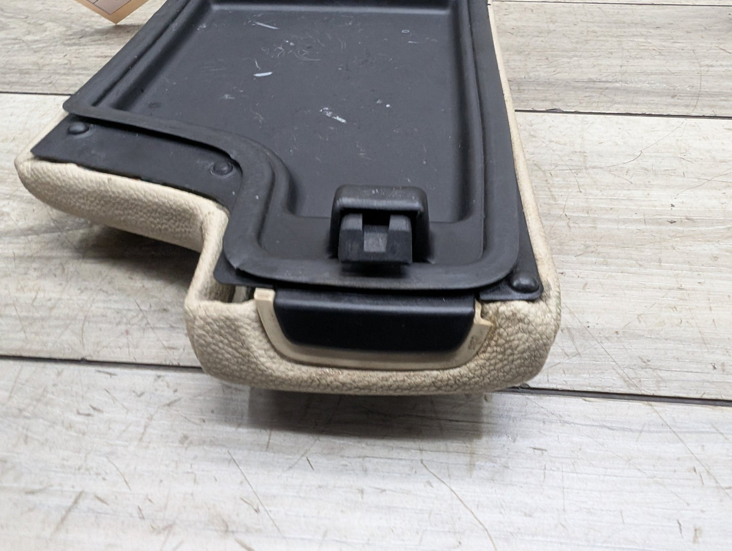 2007-2013 BMW 328i E93 Center Console Armrest Arm Rest 6951565