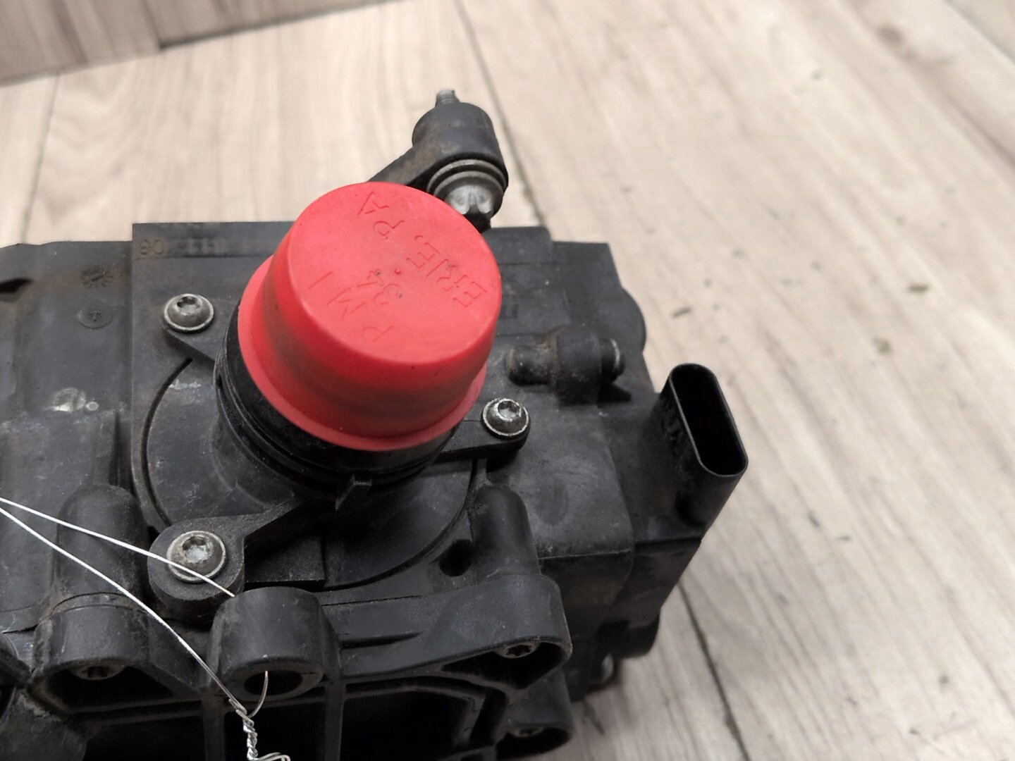OEM BMW F22 F30 F32 F36 G01 G30 Engine B46 Motor Heat Coolant Thermostat Module