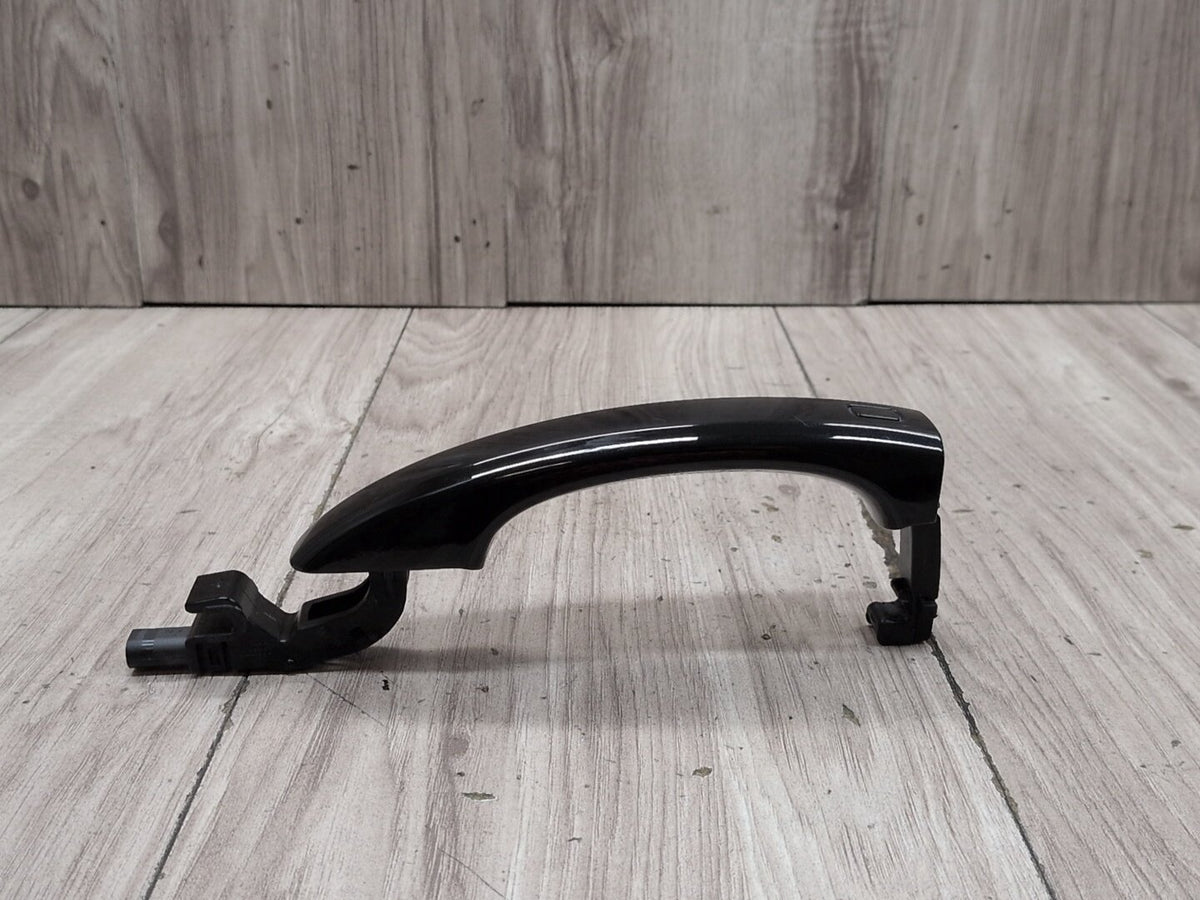 2015-2018 Audi Q3 8U Front or Rear Right Passenger Exterior Door Handle 8T0837205A OEM