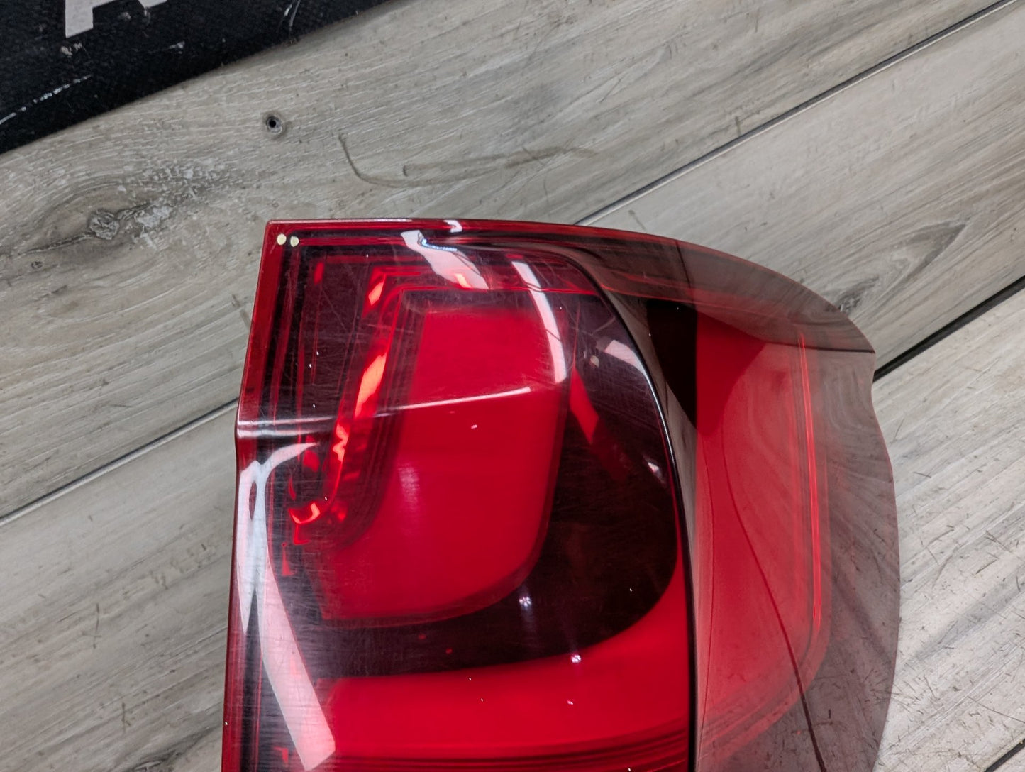 14-18 BMW OEM F15 F85 X5 X5M Rear Right Passenger Side Outer Stop Tail Light