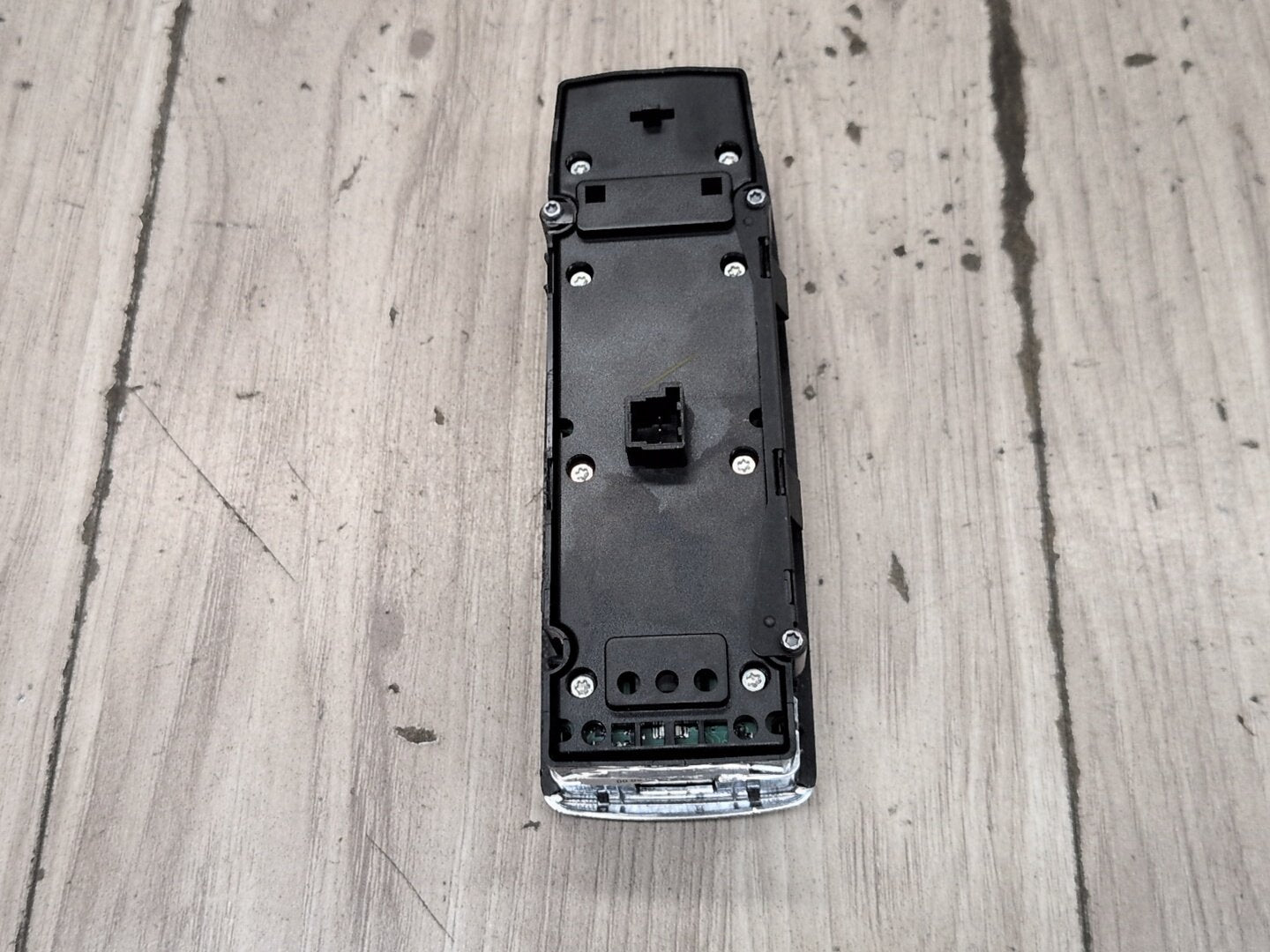 2009-2012 Mercedes-Benz E550 W212 Front Left Driver Door Master Window Switch A2129056000 OEM
