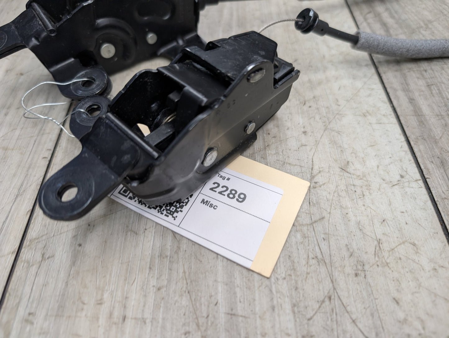 2007 - 2013 BMW X5 E70 Lower Liftgate Tailgate Lock Latch Actuator SET 7162147 N62B48B