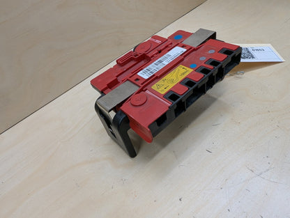 OEM BMW E82 E88 E90 E92 Battery Power Junction Distribution Fuse Box Voltage