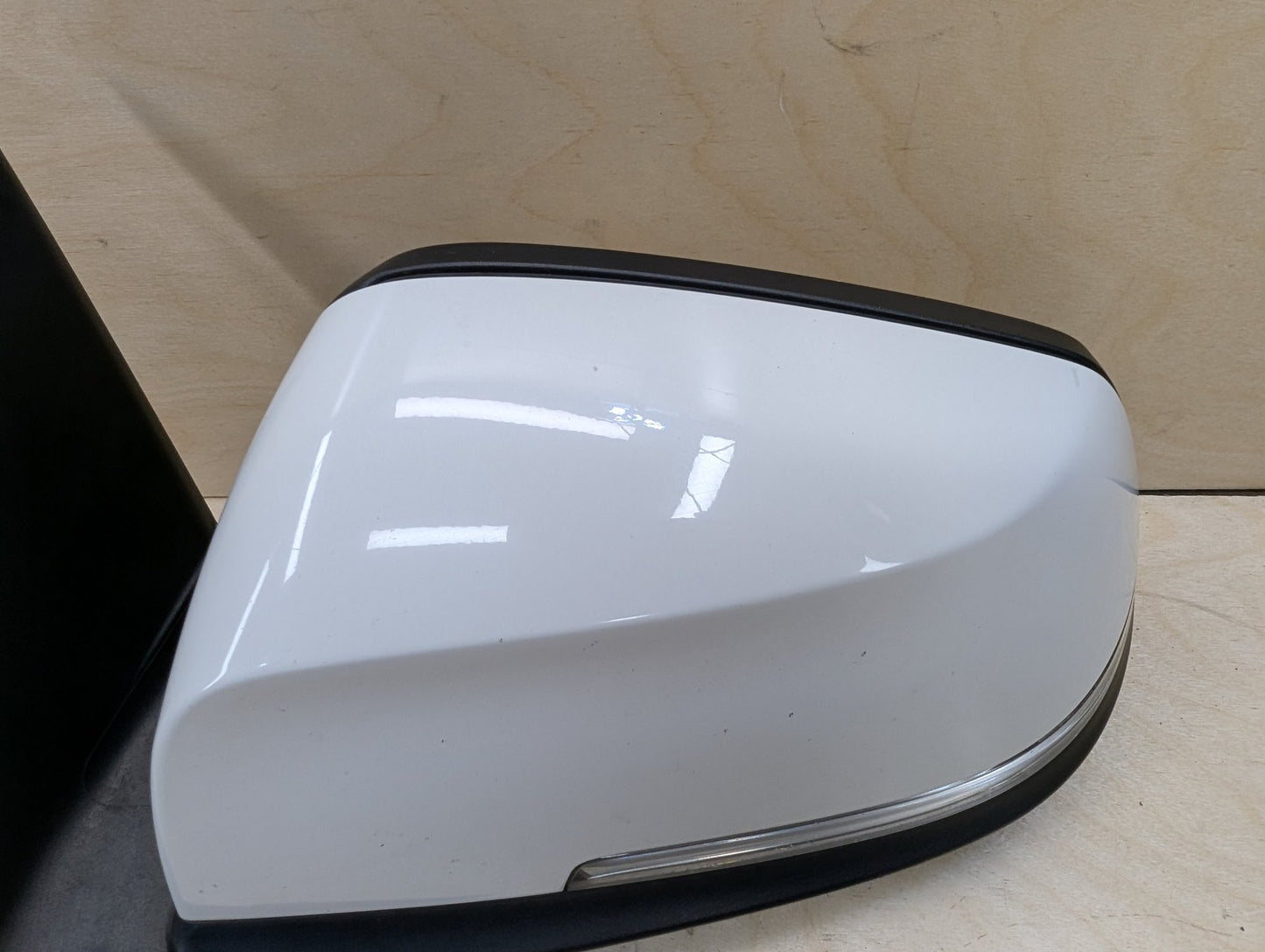 12-18 OEM BMW F30 328 330 335 340 Left Driver Auto Dip Heated Side Mirror White 300