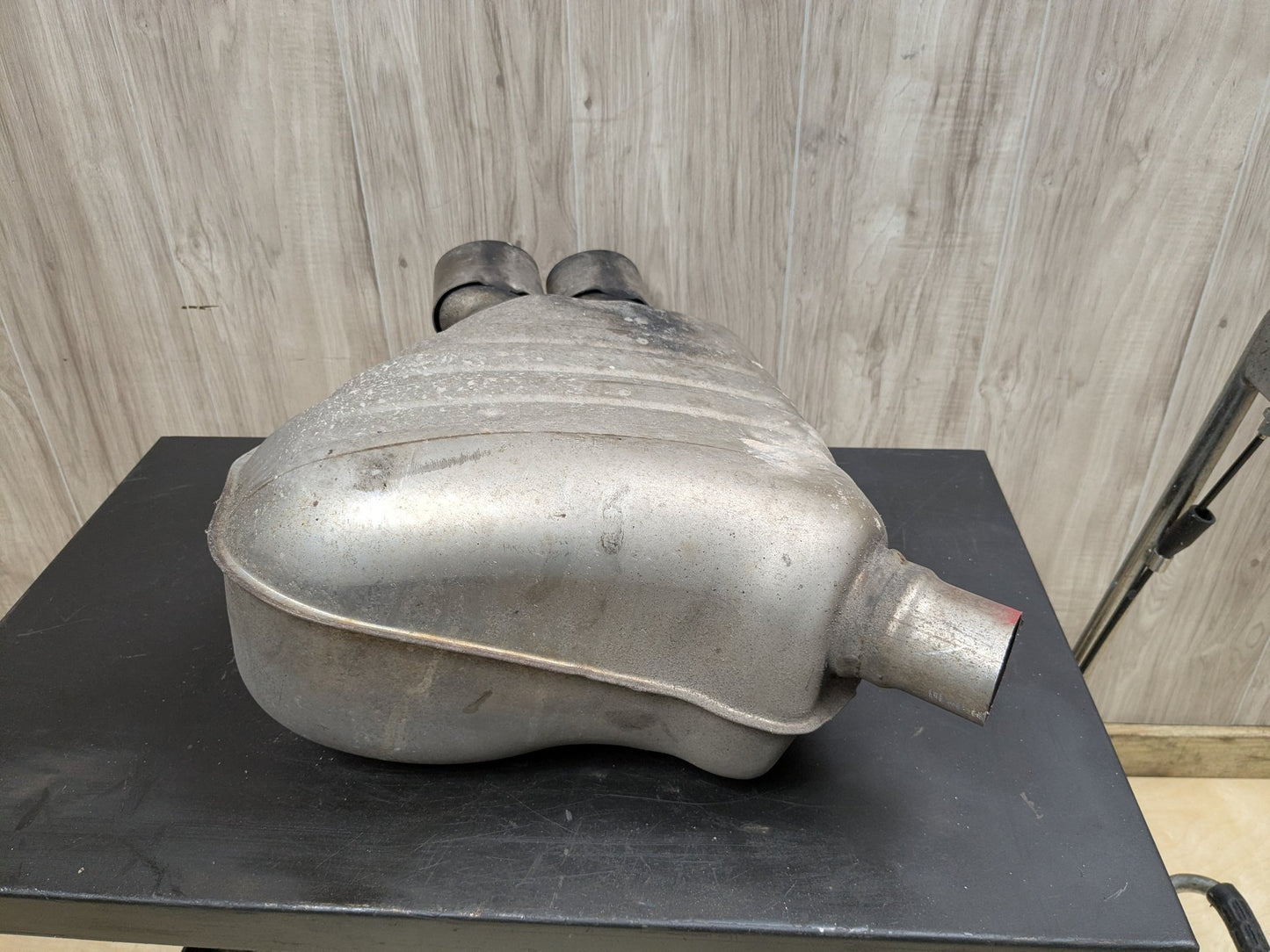 2008 - 2017 Audi S5 8T Rear Exhaust Muffler 8K0253611