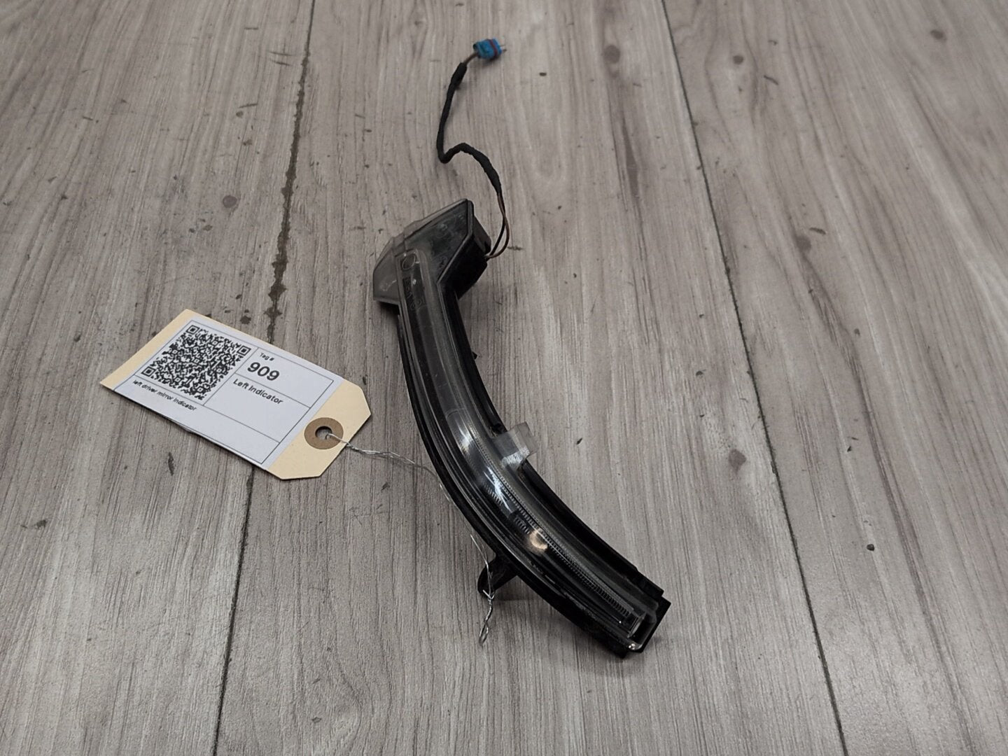 Pre-LCI OEM BMW F01 F02 F06 F12 Left Driver Side Mirror Turn Signal Light Indicator