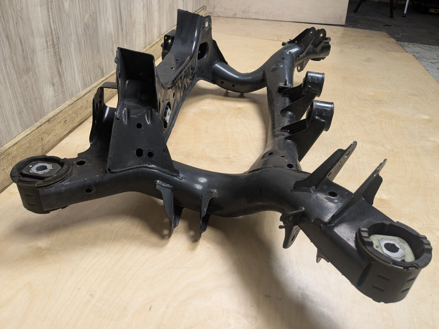 19-22 OEM BMW G20 M340iX Rear Axle Subframe Cradle Suspension Crossmember