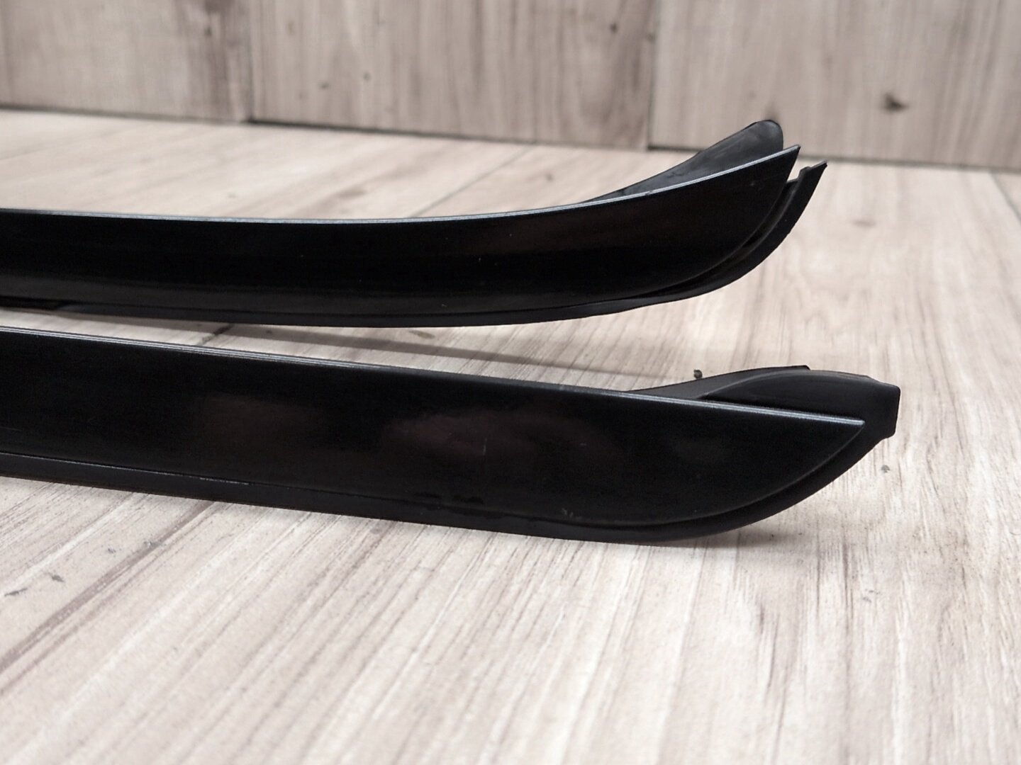 2007-2013 BMW X5 E70 Front Left Right Side Windshield Drip Trim Molding SET 7250395