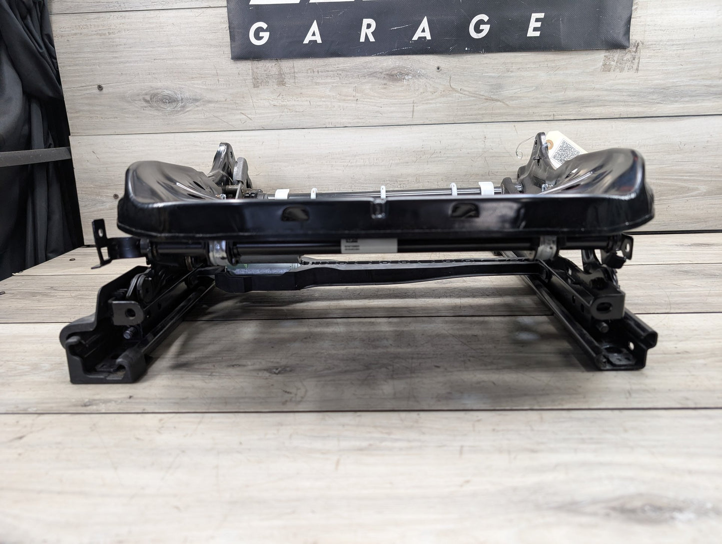 2021-2026 BMW 430i G22 Front Right Passenger Seatbelt Seat Belt Retractor 9108134