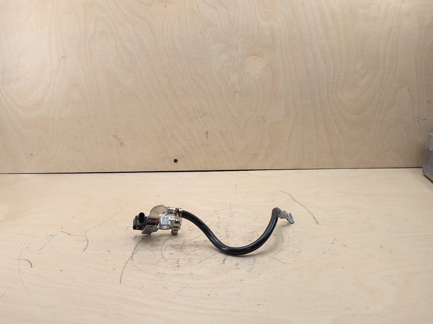 OEM BMW E90 E91 E92 E93 328 330 335 Negative Battery Cable Terminal IBS Sensor