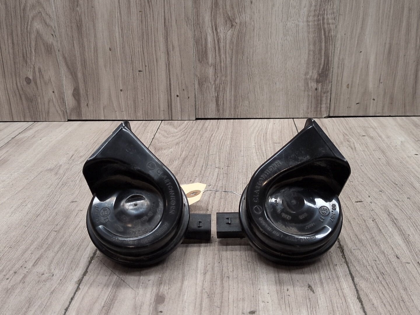 2018-2024 BMW X3 G01 Alarm Horns SET 7404429
