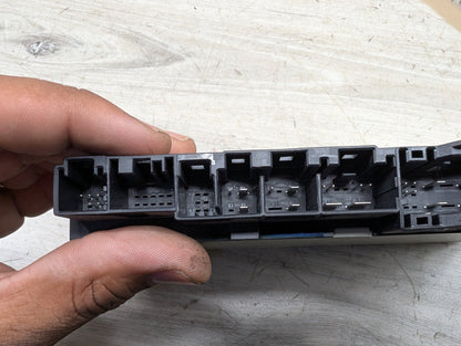 OEM BMW F90 G01 G05 G12 G20 G22 G26 G30 G80 Front Left Right Seat Control Module