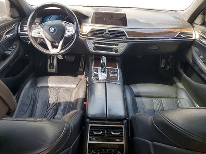 2018 BMW 750i G12