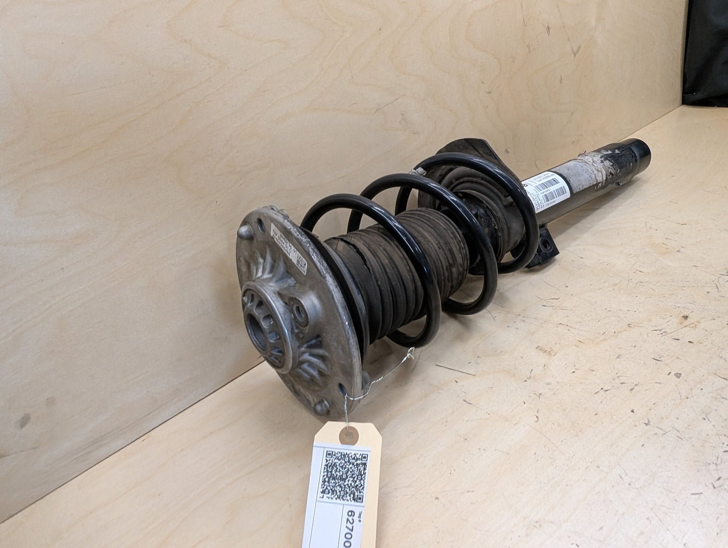 2012-2018 BMW 328i F30- Front Left or Right Spring Strut Shock Absorber PN: 6874367