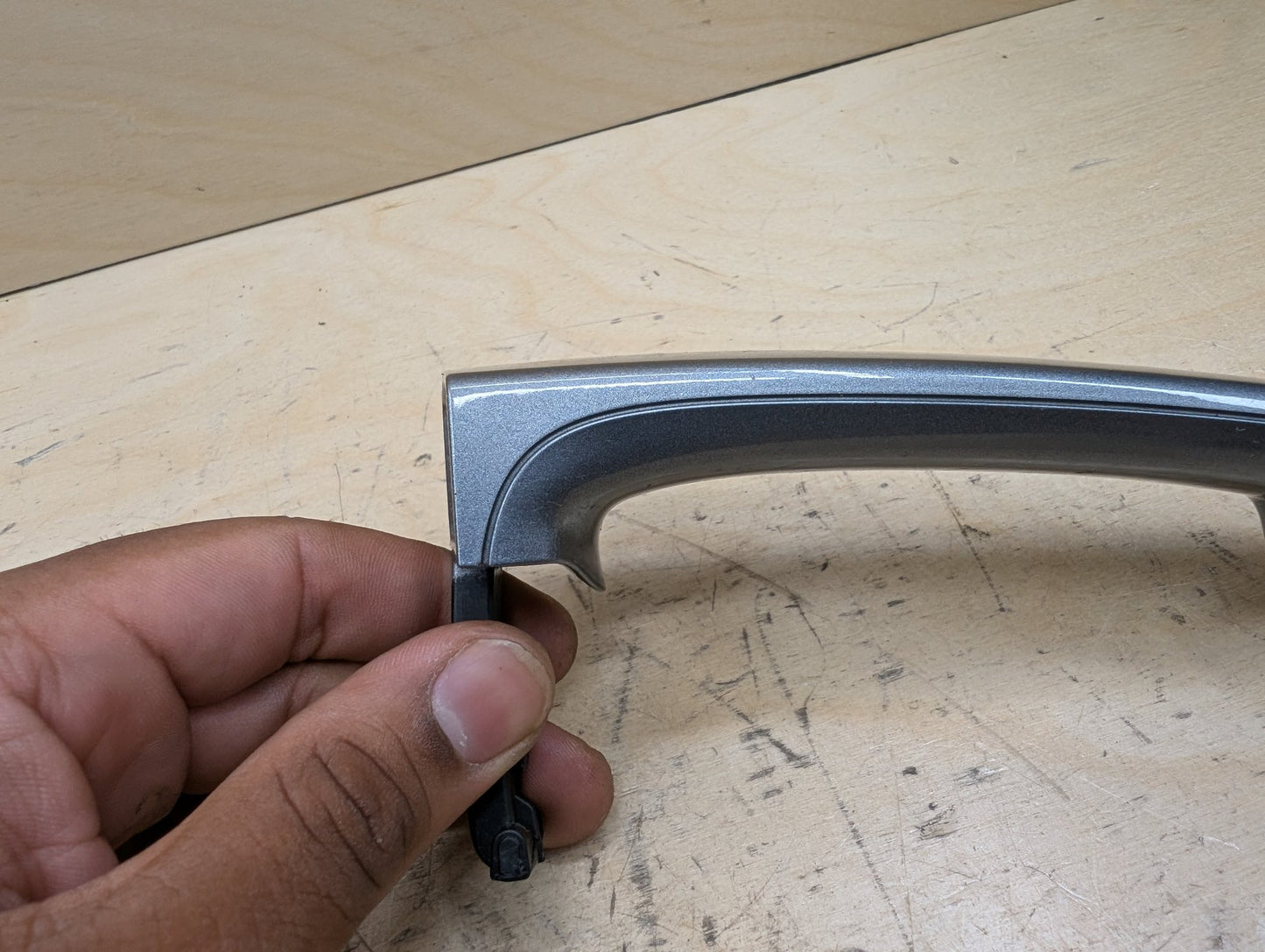 2011-2016 BMW X3 F25 Front Right Passenger Exterior Door Handle w/ Comfort Access 7259420
